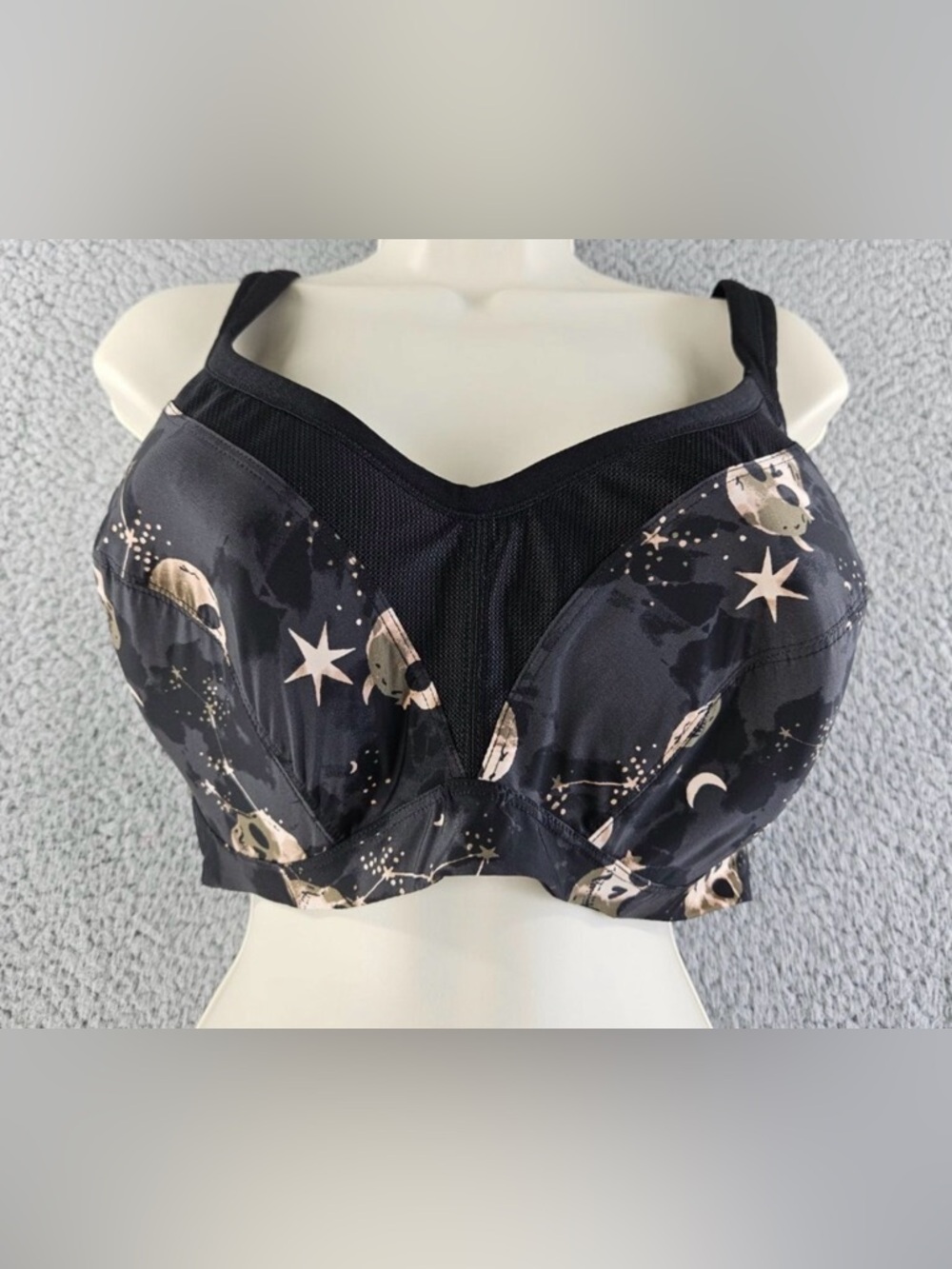 Black Skull & Moon Print Support Bra 46DDD GUC torrid